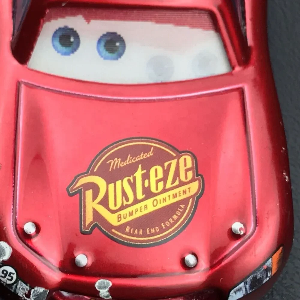 Cars Movie Toy Car 95 Rust-eze Die Cast Lightning McQueen